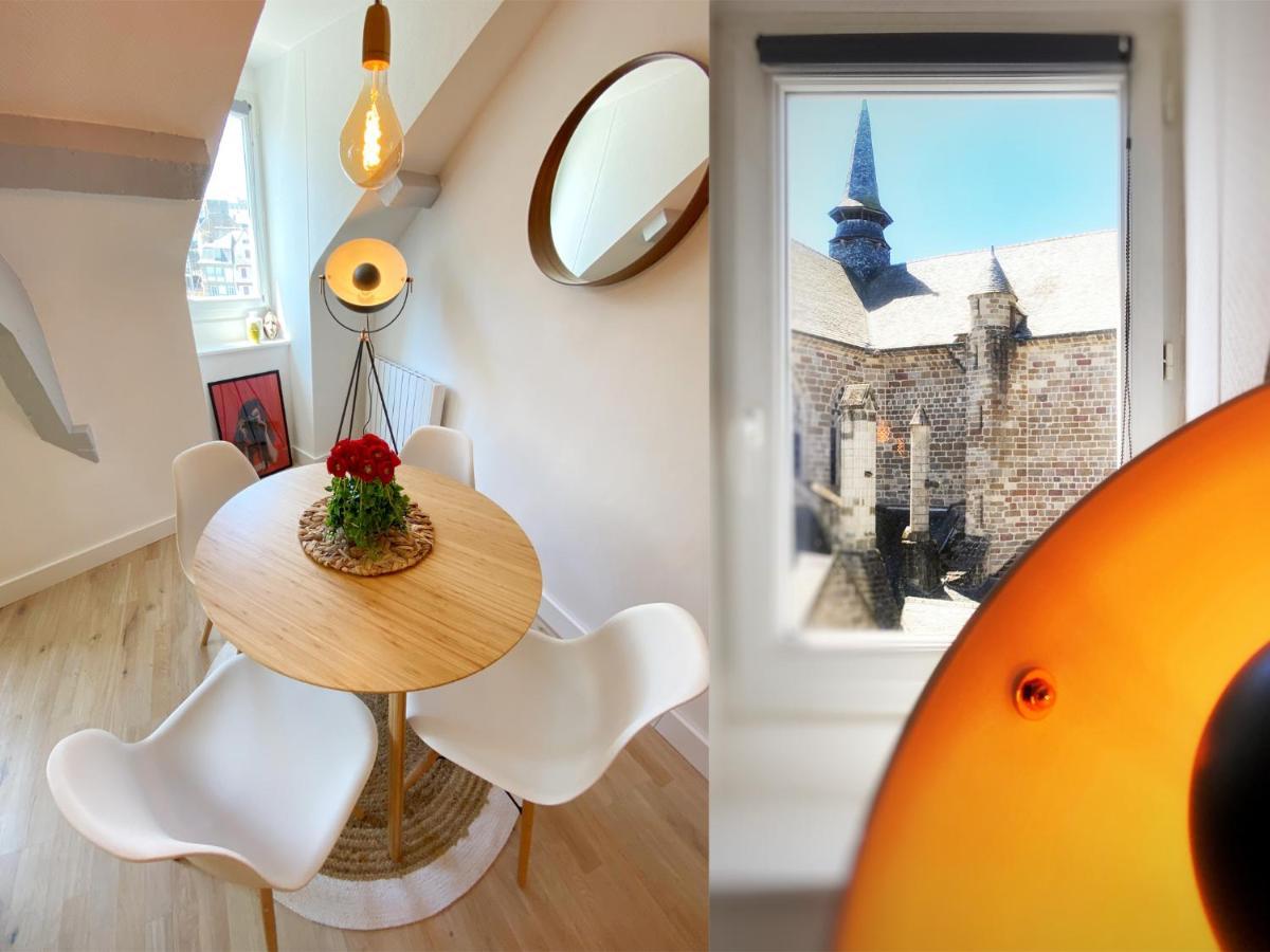 Marie Et Brieuc _ Duplex Lumineux Colore Atypique Face Cathedrale Сен-Бріє Екстер'єр фото